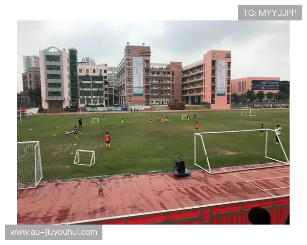 足球比赛失利后教练员批评与改进策略全面解析